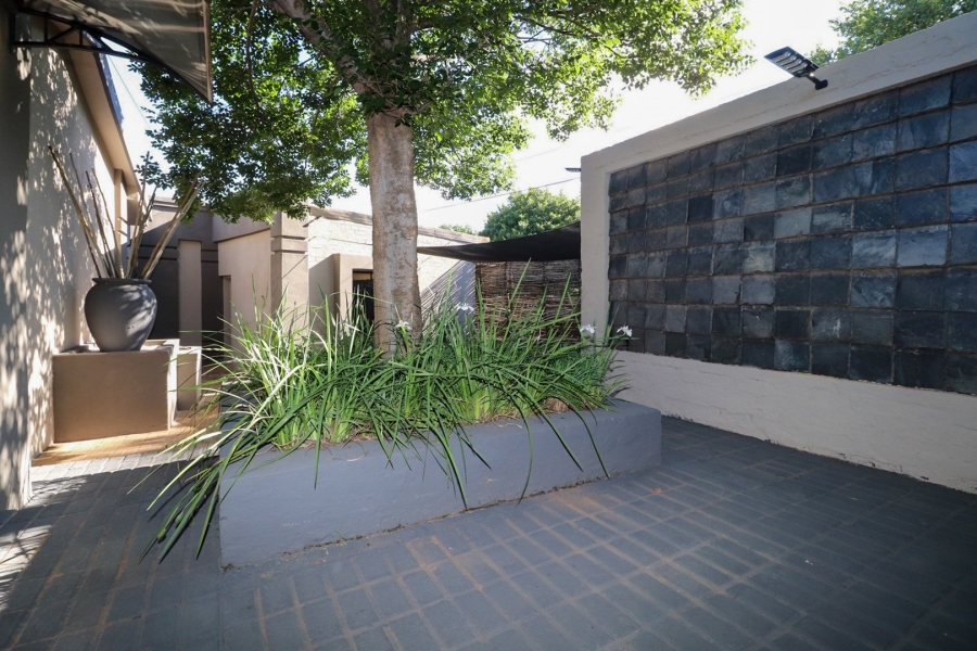 5 Bedroom Property for Sale in Irene Park North West